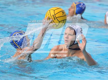 Thumbnail 2 in Grossmont vs. University City (CIF SDS Division 2 Quarterfinal) photogallery.