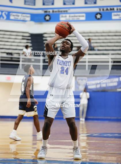 Thumbnail 3 in Grace Prep vs Trinity Christian (Trinity Tiger Classic) photogallery.