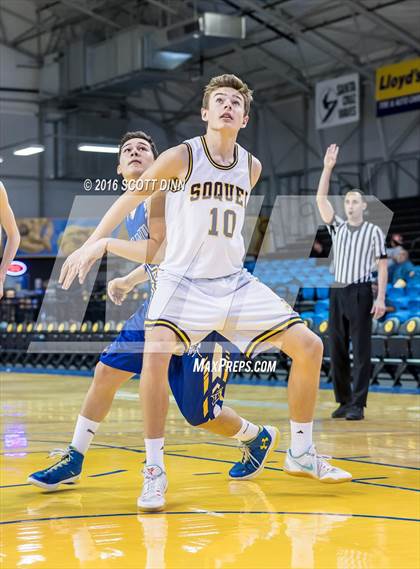 Thumbnail 2 in Gilroy vs Soquel (Santa Cruz Warriors Invitational Tournament) photogallery.