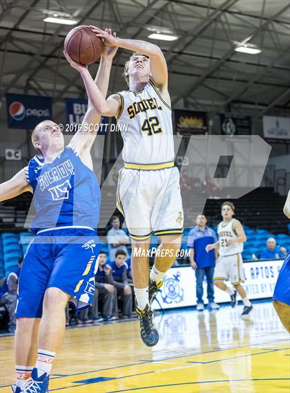Thumbnail 1 in Gilroy vs Soquel (Santa Cruz Warriors Invitational Tournament) photogallery.