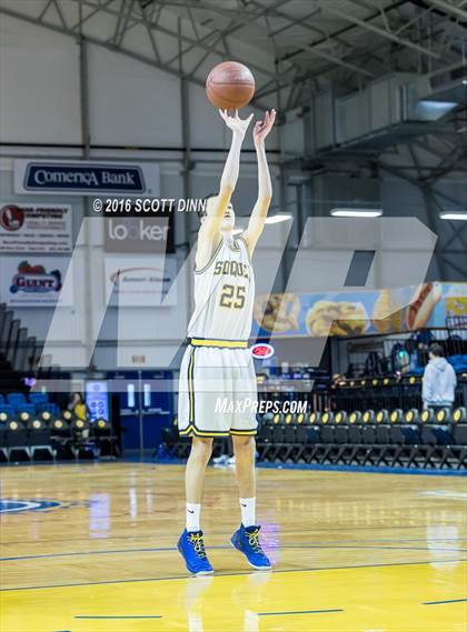 Thumbnail 2 in Gilroy vs Soquel (Santa Cruz Warriors Invitational Tournament) photogallery.
