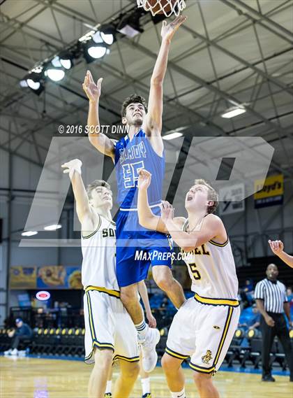 Thumbnail 3 in Gilroy vs Soquel (Santa Cruz Warriors Invitational Tournament) photogallery.