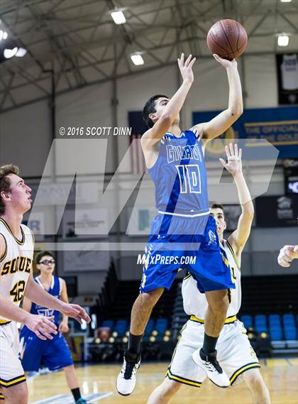 Thumbnail 3 in Gilroy vs Soquel (Santa Cruz Warriors Invitational Tournament) photogallery.