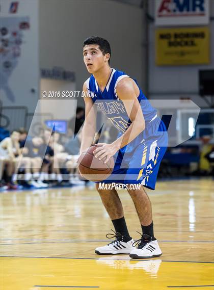 Thumbnail 3 in Gilroy vs Soquel (Santa Cruz Warriors Invitational Tournament) photogallery.