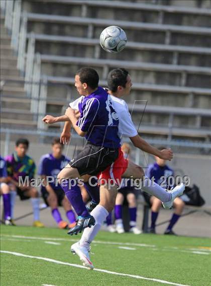 Thumbnail 1 in Southwest vs. Hoover photogallery.