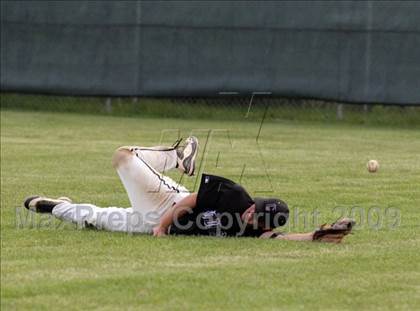Thumbnail 1 in Neshannock vs. Coudersport (PIAA Class A Playoffs) photogallery.