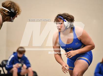 Thumbnail 3 in Wilson Central vs Friendship Christian (Mount Juliet) photogallery.
