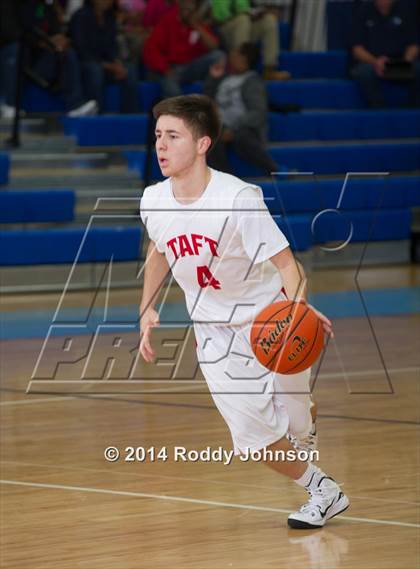 Thumbnail 2 in Pearland vs. Taft (McDonald's Texas Invitational) photogallery.
