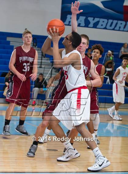 Thumbnail 3 in Pearland vs. Taft (McDonald's Texas Invitational) photogallery.