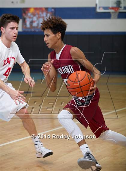 Thumbnail 3 in Pearland vs. Taft (McDonald's Texas Invitational) photogallery.