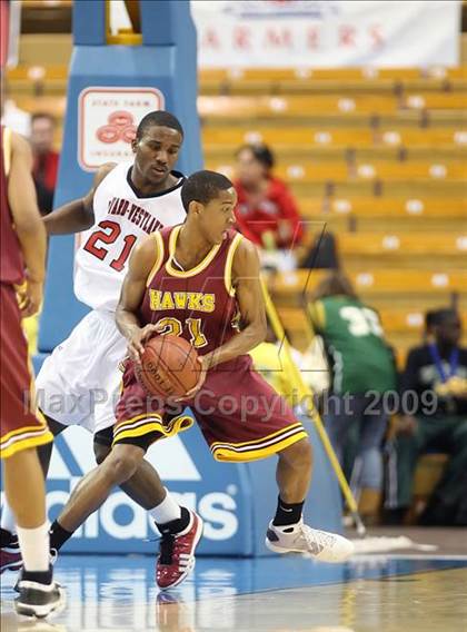 Thumbnail 3 in Harvard-Westlake vs. Ocean View (CIF SoCal D3 Final) photogallery.
