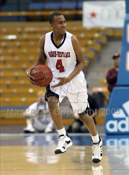 Thumbnail 2 in Harvard-Westlake vs. Ocean View (CIF SoCal D3 Final) photogallery.