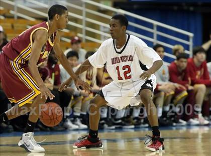 Thumbnail 2 in Harvard-Westlake vs. Ocean View (CIF SoCal D3 Final) photogallery.