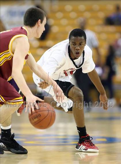 Thumbnail 2 in Harvard-Westlake vs. Ocean View (CIF SoCal D3 Final) photogallery.