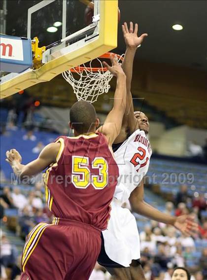 Thumbnail 3 in Harvard-Westlake vs. Ocean View (CIF SoCal D3 Final) photogallery.
