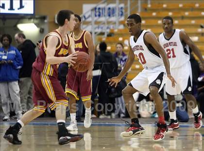 Thumbnail 2 in Harvard-Westlake vs. Ocean View (CIF SoCal D3 Final) photogallery.