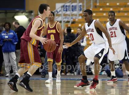 Thumbnail 1 in Harvard-Westlake vs. Ocean View (CIF SoCal D3 Final) photogallery.