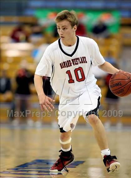 Thumbnail 2 in Harvard-Westlake vs. Ocean View (CIF SoCal D3 Final) photogallery.