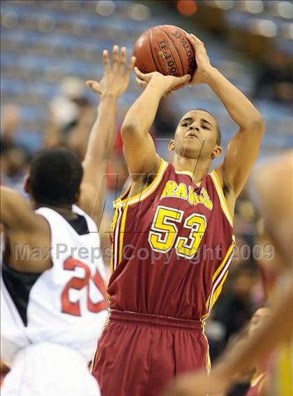 Thumbnail 2 in Harvard-Westlake vs. Ocean View (CIF SoCal D3 Final) photogallery.