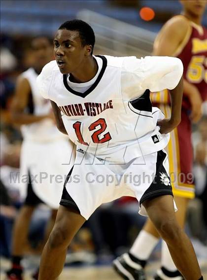 Thumbnail 1 in Harvard-Westlake vs. Ocean View (CIF SoCal D3 Final) photogallery.