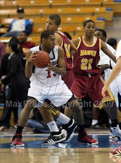 Thumbnail 3 in Harvard-Westlake vs. Ocean View (CIF SoCal D3 Final) photogallery.