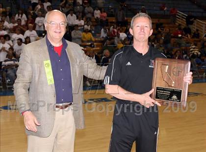 Thumbnail 3 in Harvard-Westlake vs. Ocean View (CIF SoCal D3 Final) photogallery.