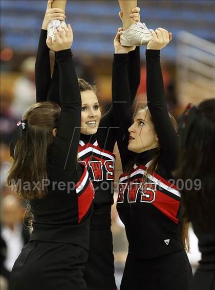 Thumbnail 3 in Harvard-Westlake vs. Ocean View (CIF SoCal D3 Final) photogallery.