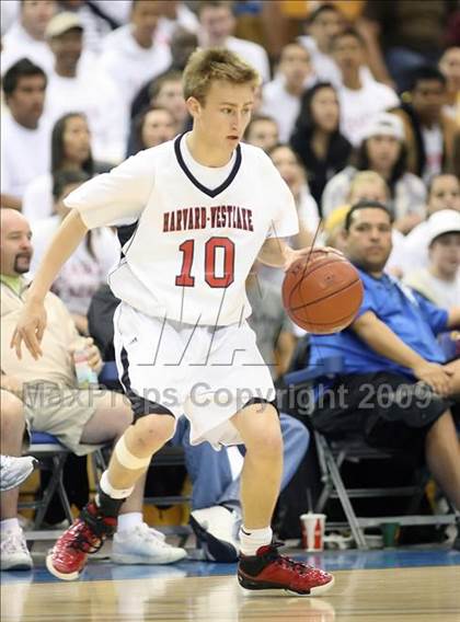 Thumbnail 2 in Harvard-Westlake vs. Ocean View (CIF SoCal D3 Final) photogallery.