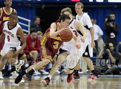 Thumbnail 1 in Harvard-Westlake vs. Ocean View (CIF SoCal D3 Final) photogallery.