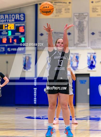 Thumbnail 3 in FR: Marshall @ Cotter photogallery.