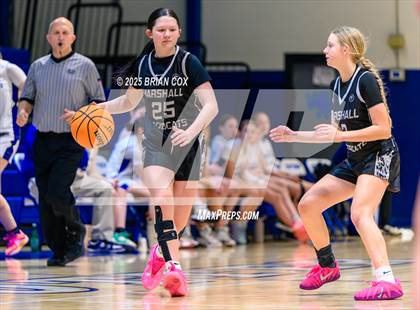 Thumbnail 2 in FR: Marshall @ Cotter photogallery.