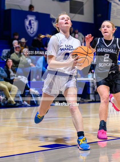 Thumbnail 3 in FR: Marshall @ Cotter photogallery.