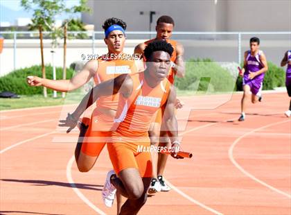 Thumbnail 3 in Durango vs Bishop Gorman photogallery.