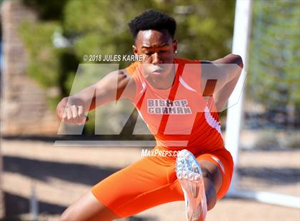 Thumbnail 2 in Durango vs Bishop Gorman photogallery.