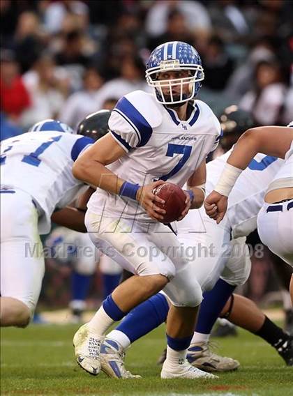 Thumbnail 1 in La Habra vs. Tustin (CIF SS Southwest Final) photogallery.