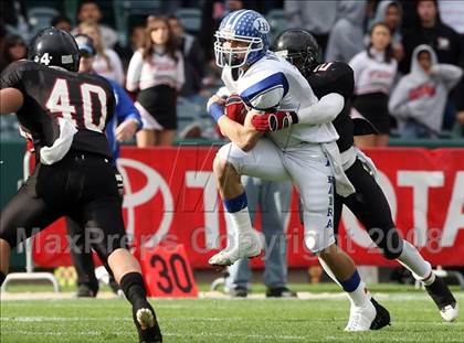 Thumbnail 2 in La Habra vs. Tustin (CIF SS Southwest Final) photogallery.
