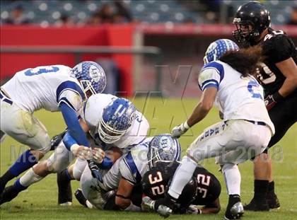 Thumbnail 3 in La Habra vs. Tustin (CIF SS Southwest Final) photogallery.