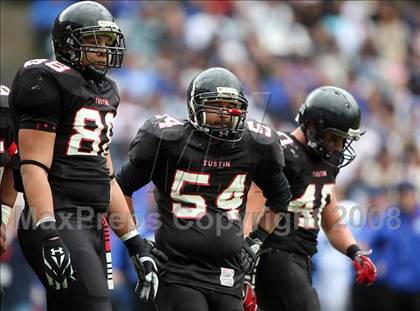 Thumbnail 1 in La Habra vs. Tustin (CIF SS Southwest Final) photogallery.