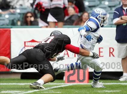Thumbnail 3 in La Habra vs. Tustin (CIF SS Southwest Final) photogallery.