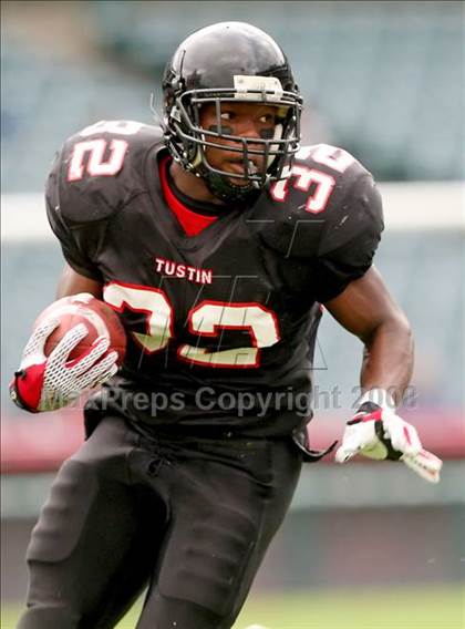 Thumbnail 3 in La Habra vs. Tustin (CIF SS Southwest Final) photogallery.