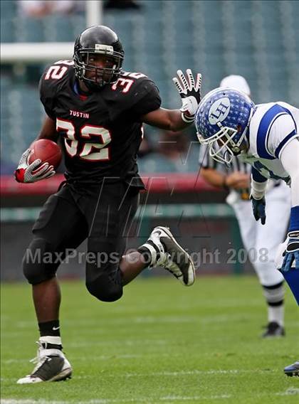 Thumbnail 2 in La Habra vs. Tustin (CIF SS Southwest Final) photogallery.
