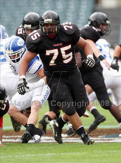 Thumbnail 2 in La Habra vs. Tustin (CIF SS Southwest Final) photogallery.