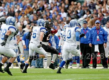 Thumbnail 1 in La Habra vs. Tustin (CIF SS Southwest Final) photogallery.