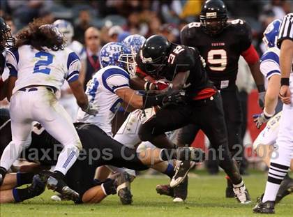 Thumbnail 1 in La Habra vs. Tustin (CIF SS Southwest Final) photogallery.
