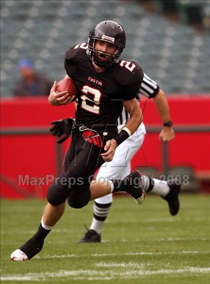 Thumbnail 3 in La Habra vs. Tustin (CIF SS Southwest Final) photogallery.