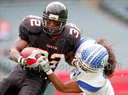 Thumbnail 3 in La Habra vs. Tustin (CIF SS Southwest Final) photogallery.