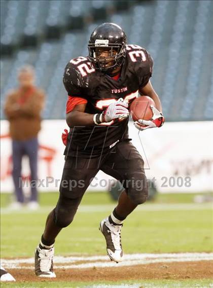 Thumbnail 1 in La Habra vs. Tustin (CIF SS Southwest Final) photogallery.