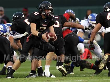 Thumbnail 1 in La Habra vs. Tustin (CIF SS Southwest Final) photogallery.