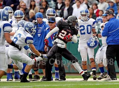 Thumbnail 3 in La Habra vs. Tustin (CIF SS Southwest Final) photogallery.