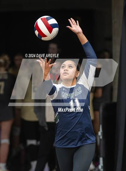 Thumbnail 3 in Copper Hills vs. Skyridge (UHSAA 6A Second Round) photogallery.